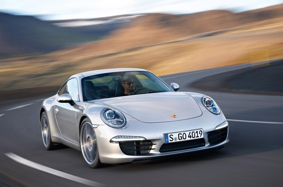  Porsche 911 Carrera 2011 года  (фото 31 из 47)